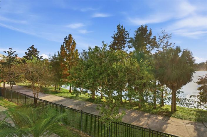 Image No.33-3 Bed Property for sale