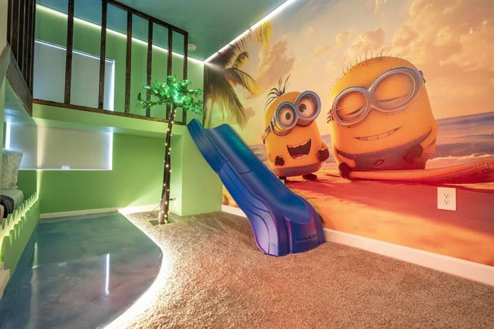 Image No.27-4 Bed Townhouse for sale