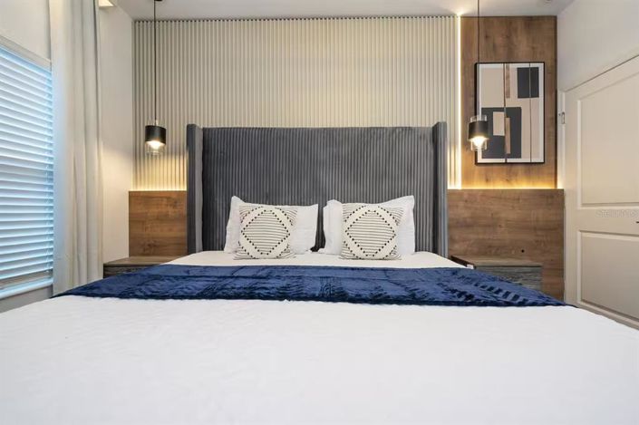 Image No.36-4 Bed Townhouse for sale