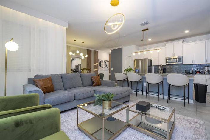 Image No.4-4 Bed Townhouse for sale