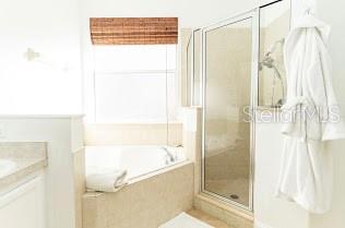 Image No.12-4 Bed Property for sale