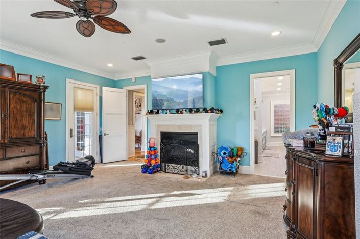 Image No.27-7 Bed Property for sale