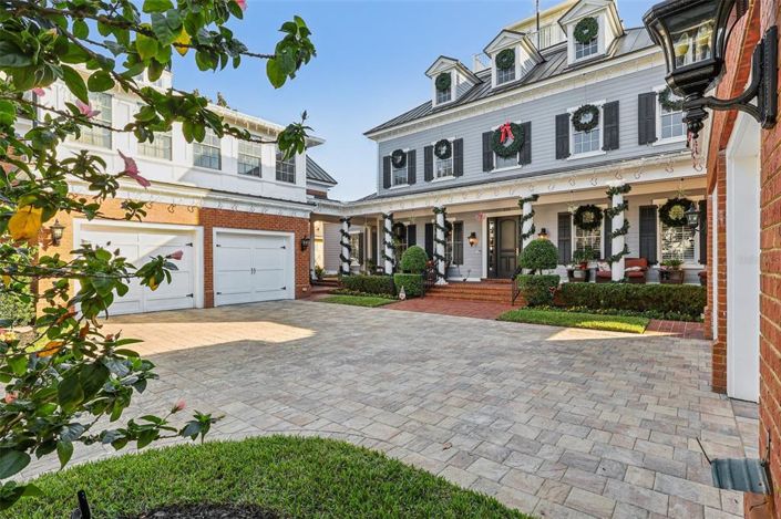 Image No.3-7 Bed Property for sale