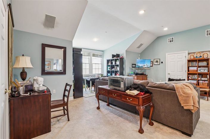 Image No.35-7 Bed Property for sale