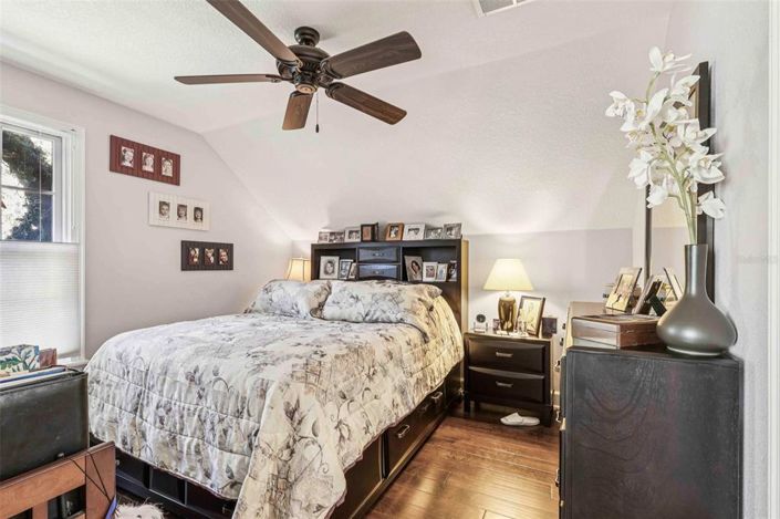 Image No.37-7 Bed Property for sale