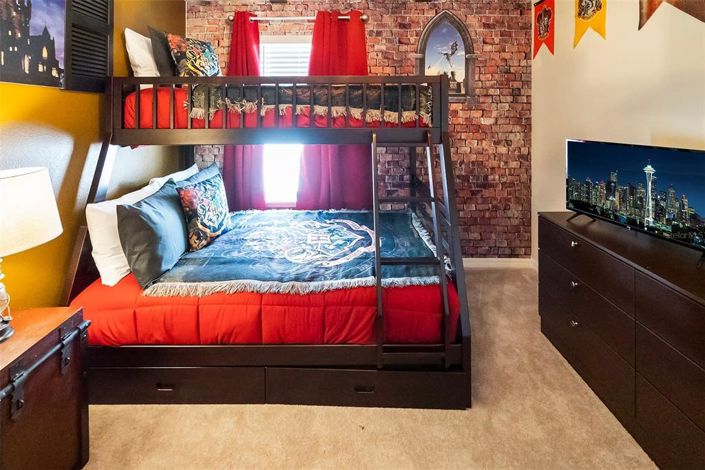 Image No.22-7 Bed Property for sale