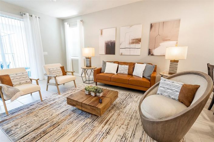 Image No.7-7 Bed Property for sale