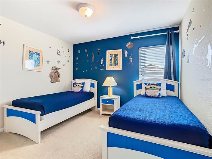 Image No.15-6 Bed Property for sale