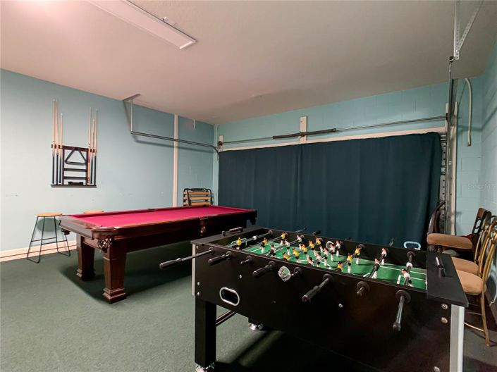 Image No.24-6 Bed Property for sale