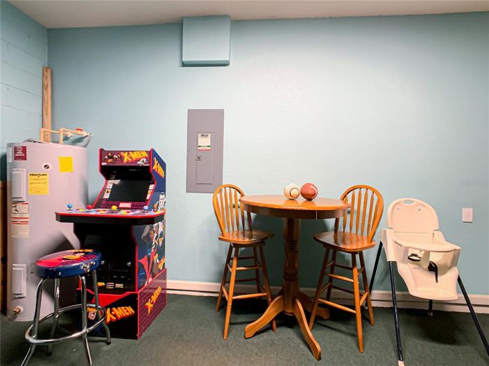 Image No.25-6 Bed Property for sale