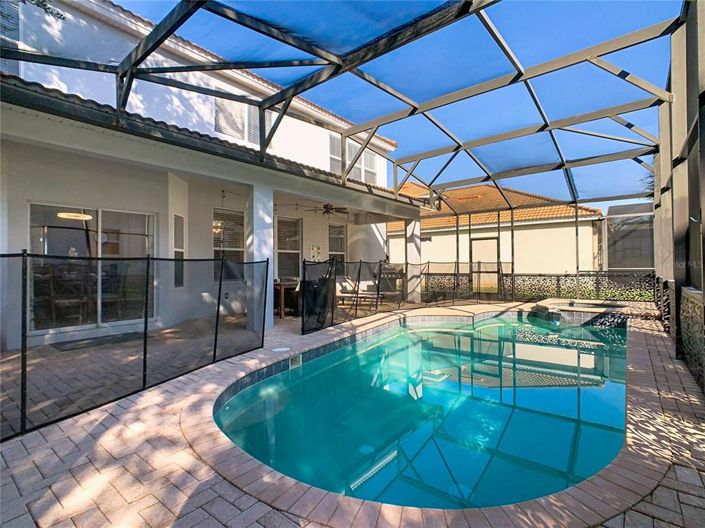 Image No.29-6 Bed Property for sale