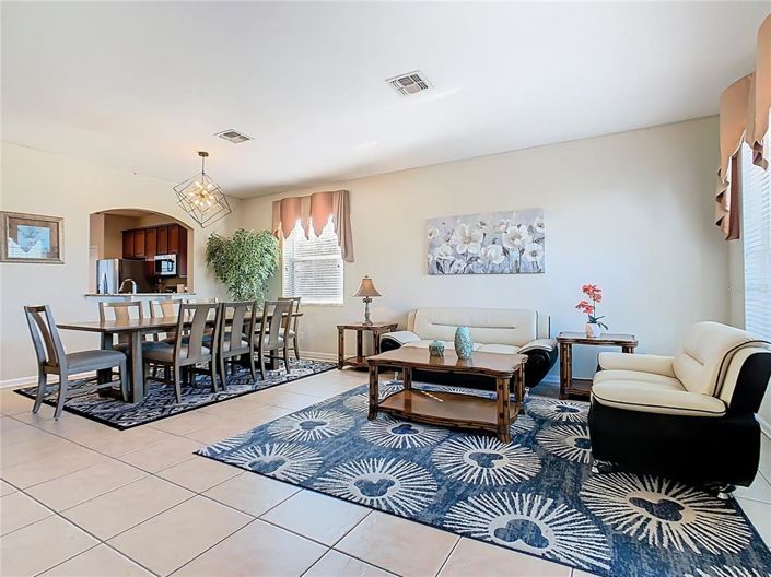 Image No.3-6 Bed Property for sale