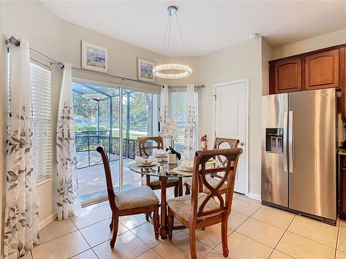 Image No.7-6 Bed Property for sale