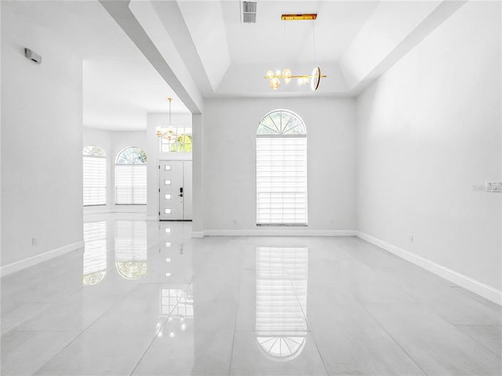 Image No.7-4 Bed Property for sale