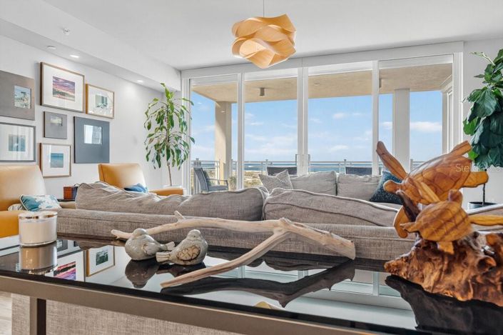 Image No.15-3 Bed Property for sale