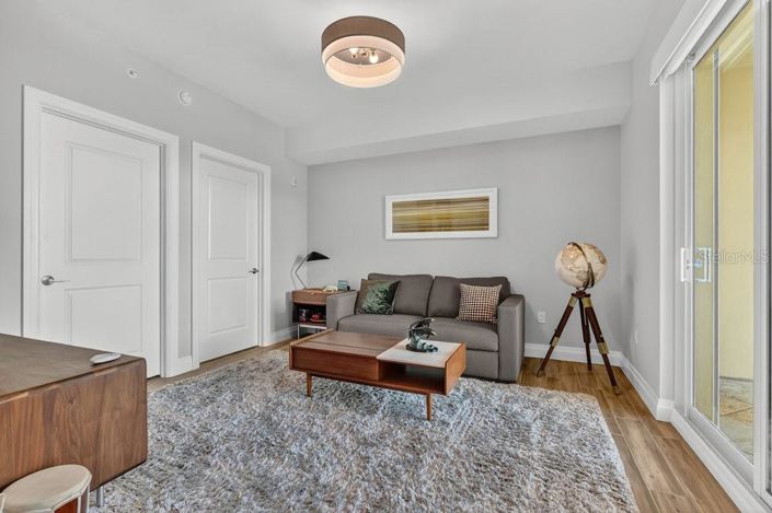 Image No.27-3 Bed Property for sale