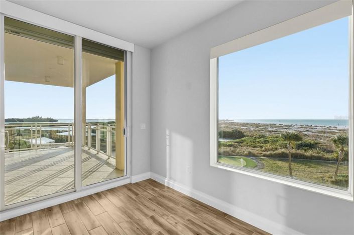 Image No.55-3 Bed Property for sale