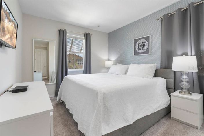 Image No.15-9 Bed Property for sale