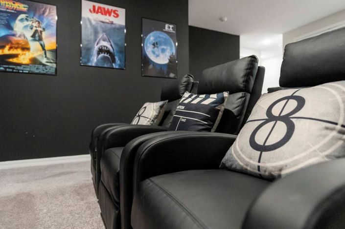 Image No.42-9 Bed Property for sale