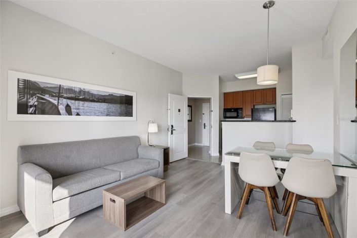 Image No.11-2 Bed Property for sale