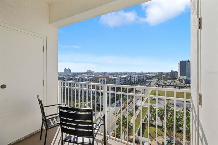 Image No.13-2 Bed Property for sale