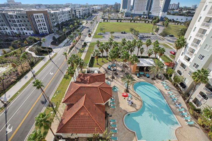 Image No.14-2 Bed Property for sale