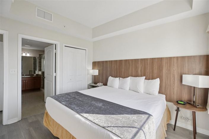 Image No.19-2 Bed Property for sale