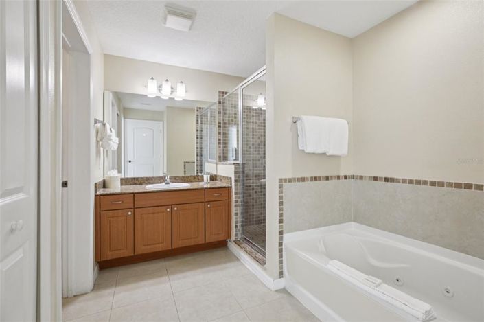 Image No.20-2 Bed Property for sale