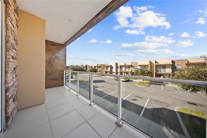 Image No.30-4 Bed Townhouse for sale