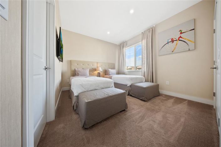 Image No.34-4 Bed Townhouse for sale