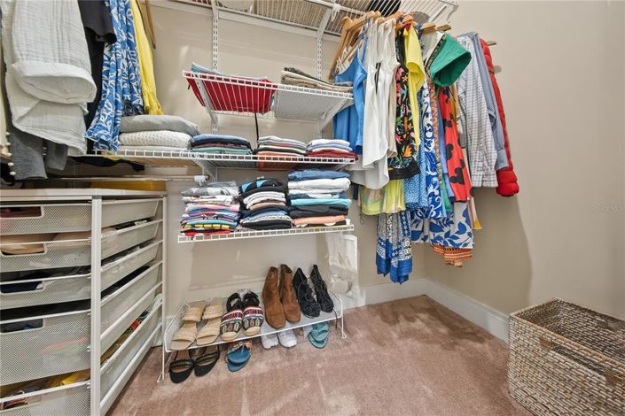 Image No.36-4 Bed Townhouse for sale