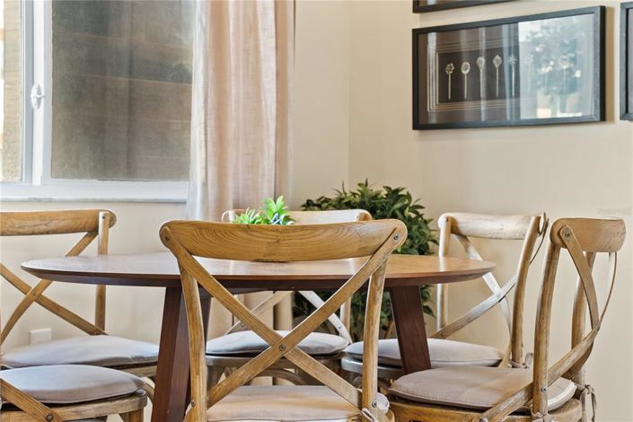 Image No.38-4 Bed Townhouse for sale