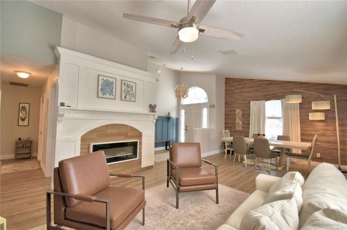 Image No.10-3 Bed Property for sale