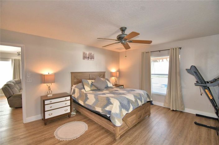 Image No.36-3 Bed Property for sale