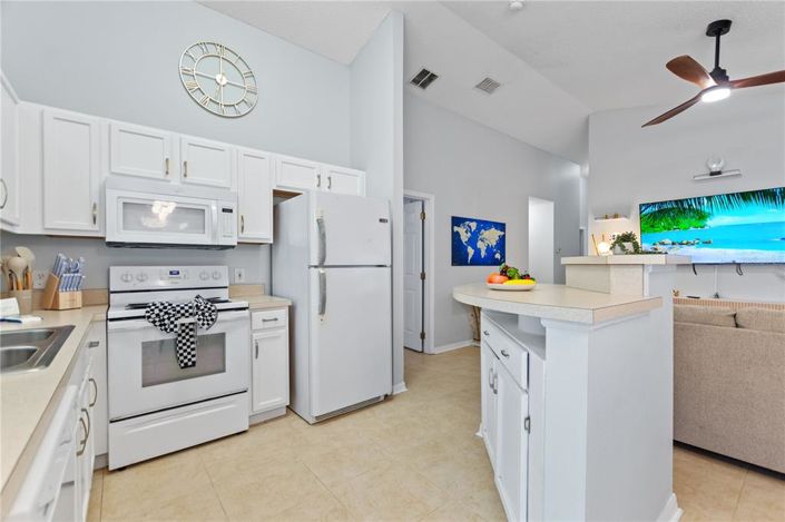 Image No.30-3 Bed Property for sale