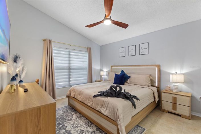 Image No.35-3 Bed Property for sale