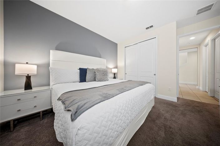 Image No.22-9 Bed Property for sale