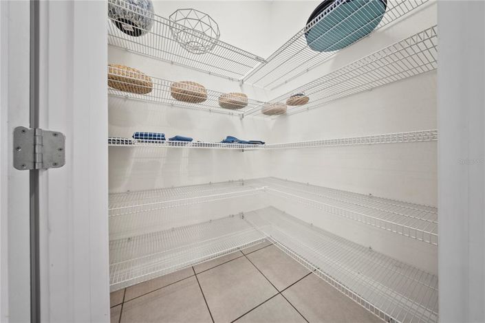 Image No.31-9 Bed Property for sale