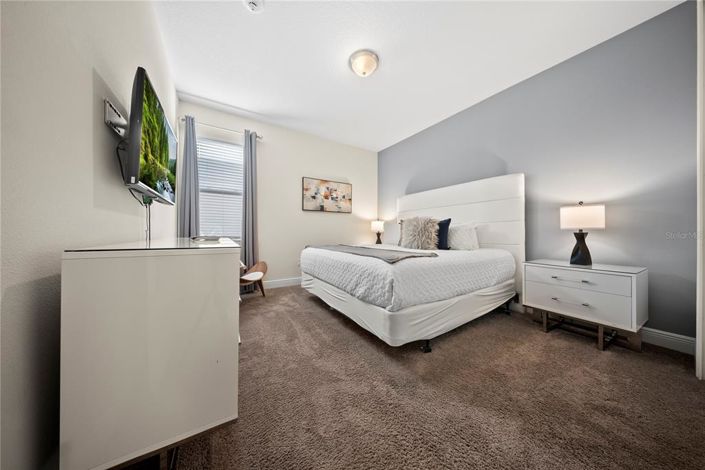 Image No.32-9 Bed Property for sale