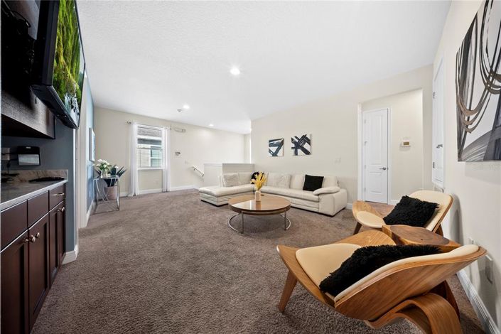 Image No.35-9 Bed Property for sale