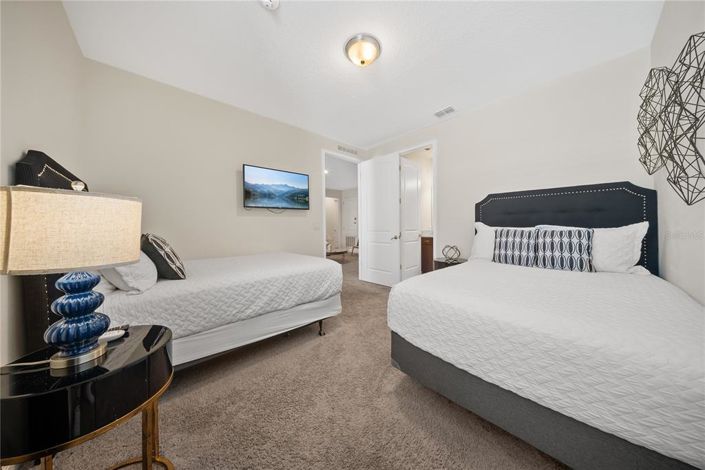 Image No.39-9 Bed Property for sale