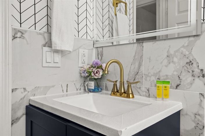 Image No.30-3 Bed Property for sale