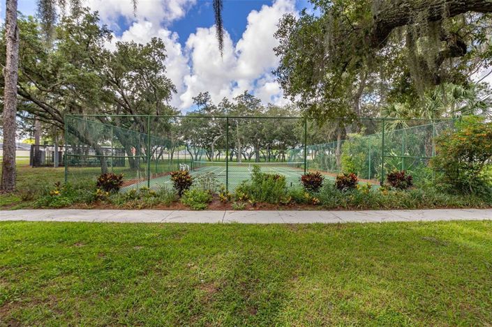 Image No.44-3 Bed Property for sale