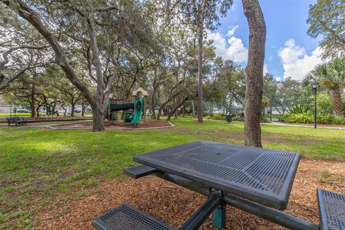 Image No.48-3 Bed Property for sale