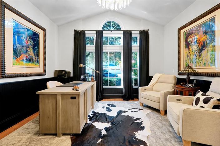 Image No.21-5 Bed Property for sale