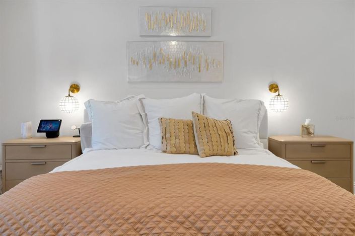 Image No.29-5 Bed Property for sale