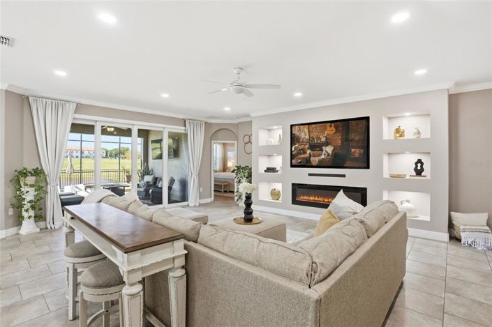 Image No.10-4 Bed Property for sale