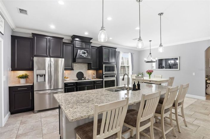 Image No.11-4 Bed Property for sale