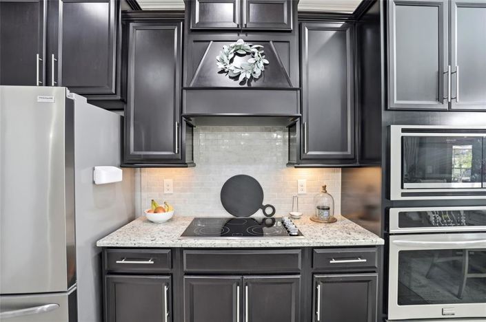 Image No.14-4 Bed Property for sale