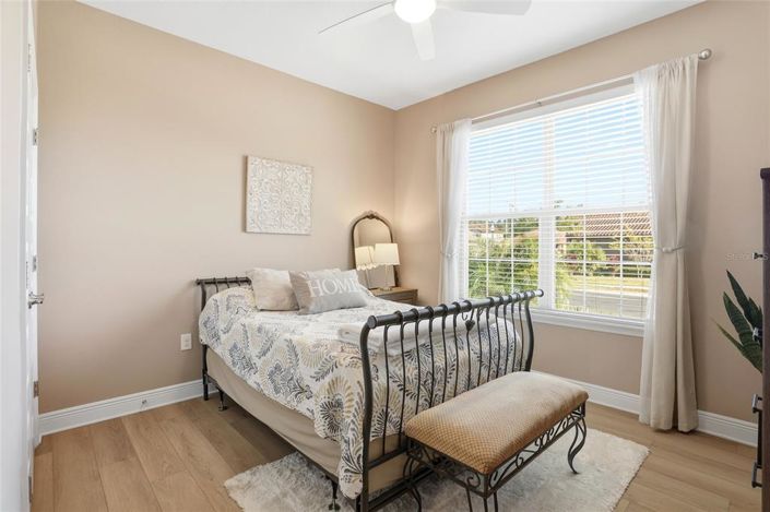 Image No.26-4 Bed Property for sale